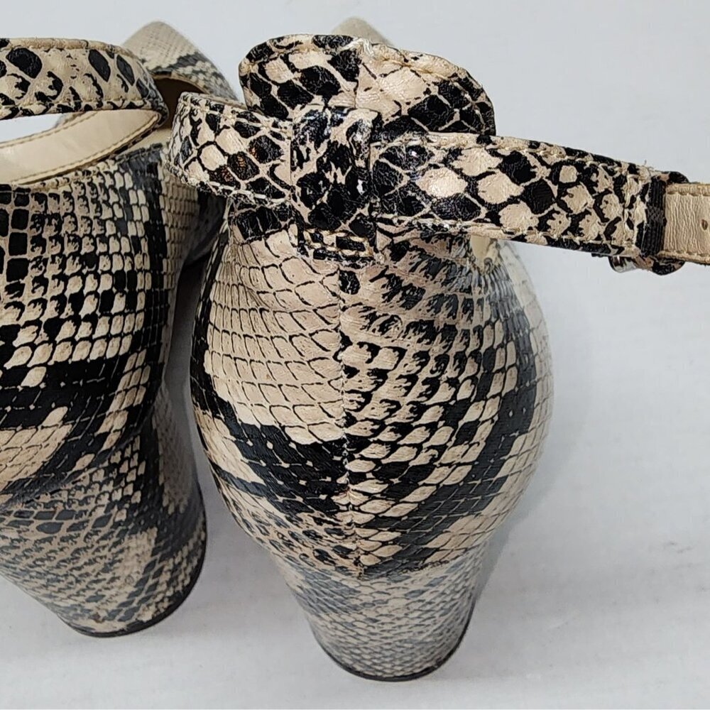 Marc Fisher Gilla 2 Snakeskin Pointed Toe Block Heel Ankle Strap Pumps Size 10M - Picture 5 of 16